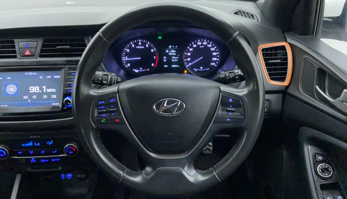 2017 Hyundai i20 Active 1.2 SX, Petrol, Manual, 26,063 km, Steering Wheel Close Up