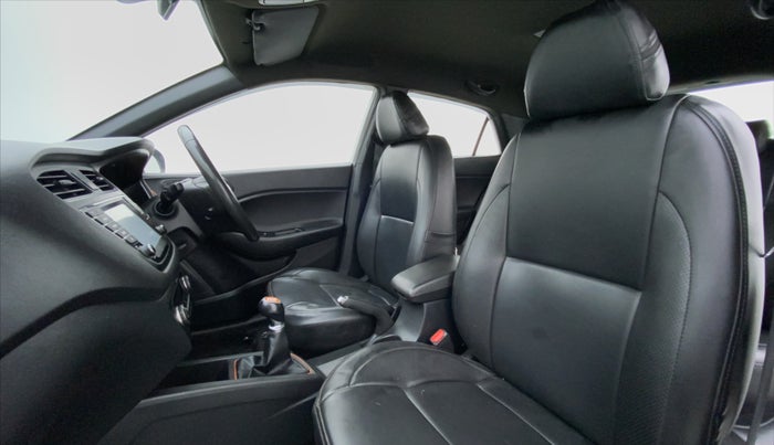 2017 Hyundai i20 Active 1.2 SX, Petrol, Manual, 26,063 km, Right Side Front Door Cabin