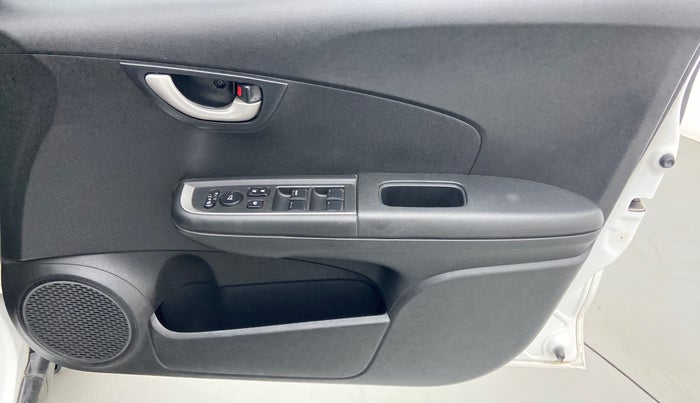 2016 Honda BR-V 1.5L I-VTEC V CVT, Petrol, Automatic, 36,067 km, Driver Side Door Panels Control