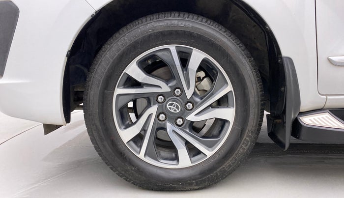 2022 Toyota Innova Crysta 2.7 VX 7 STR, Petrol, Manual, 13,279 km, Left Front Wheel