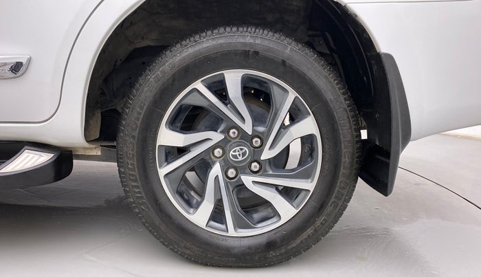 2022 Toyota Innova Crysta 2.7 VX 7 STR, Petrol, Manual, 13,279 km, Left Rear Wheel