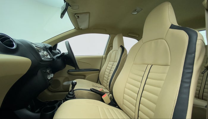 2015 Honda Brio 1.2 S MT I VTEC, Petrol, Manual, 76,413 km, Right Side Front Door Cabin