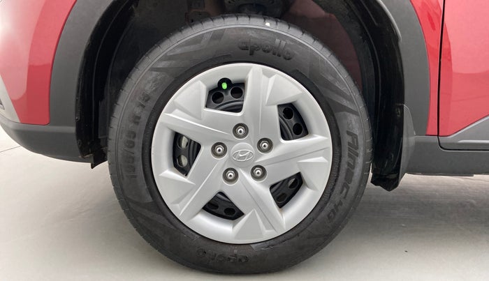 2020 Hyundai VENUE S MT 1.2 KAPPA, Petrol, Manual, 3,588 km, Left Front Wheel
