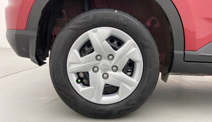 2020 Hyundai VENUE S MT 1.2 KAPPA, Petrol, Manual, 3,588 km, Right Rear Wheel