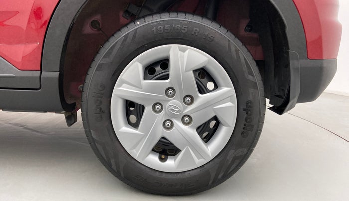2020 Hyundai VENUE S MT 1.2 KAPPA, Petrol, Manual, 3,588 km, Left Rear Wheel