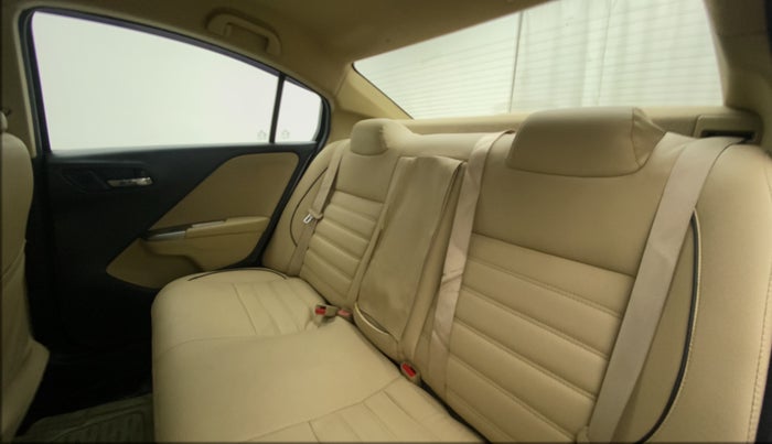 2016 Honda City 1.5L I-VTEC V MT, Petrol, Manual, 48,949 km, Right Side Rear Door Cabin