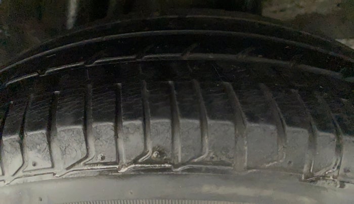 2016 Honda City 1.5L I-VTEC V MT, Petrol, Manual, 48,949 km, Right Rear Tyre Tread