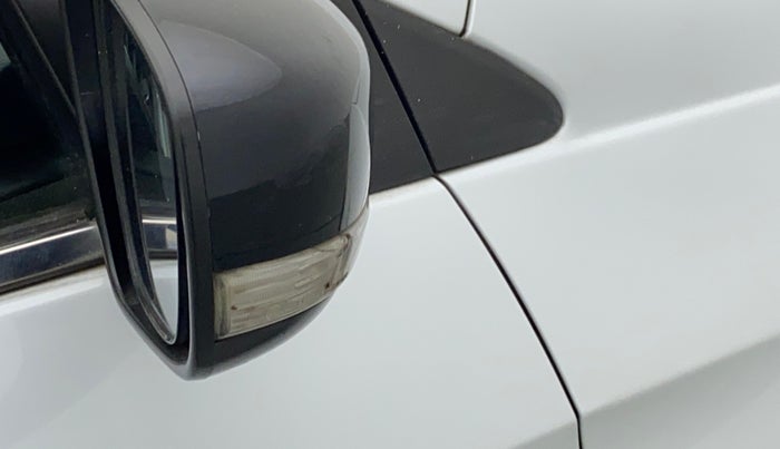 2020 Maruti Ciaz S 1.5 MT PETROL, Petrol, Manual, 42,385 km, Right rear-view mirror - Indicator light has minor damage