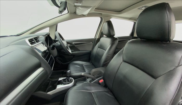 2017 Honda WR-V 1.2 i-VTEC VX MT, Petrol, Manual, 32,355 km, Right Side Front Door Cabin