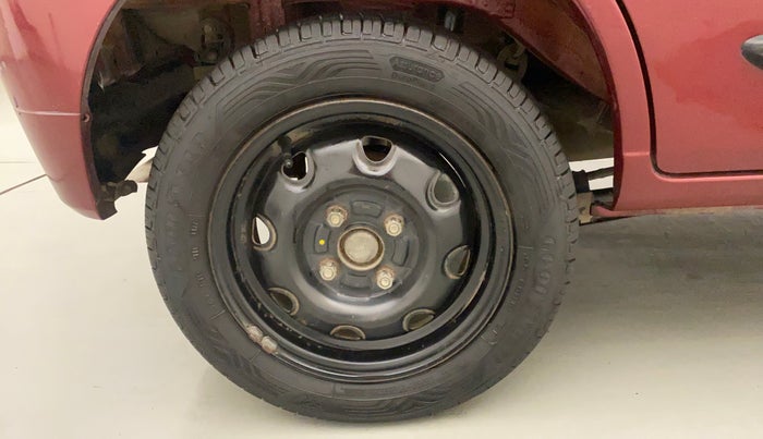 2012 Maruti Alto K10 VXI, Petrol, Manual, 28,776 km, Right Rear Wheel