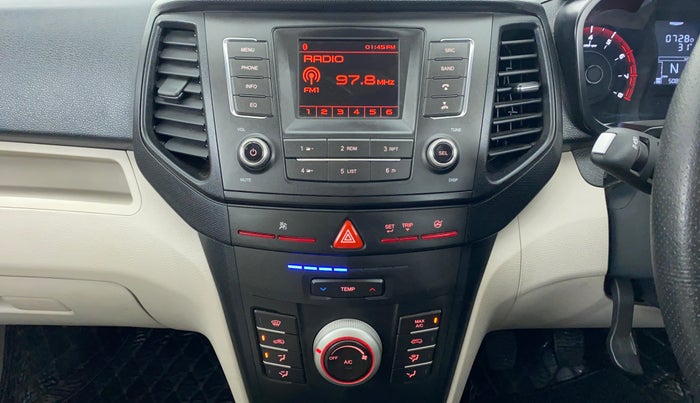 2021 Mahindra XUV300 1.2 W6 MT, Petrol, Manual, 5,184 km, Air Conditioner
