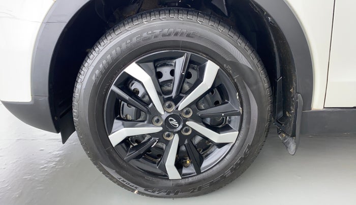 2021 Mahindra XUV300 1.2 W6 MT, Petrol, Manual, 5,184 km, Left Front Wheel