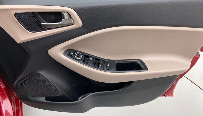 2017 Hyundai Elite i20 ASTA 1.2, Petrol, Manual, 62,440 km, Driver Side Door Panels Control
