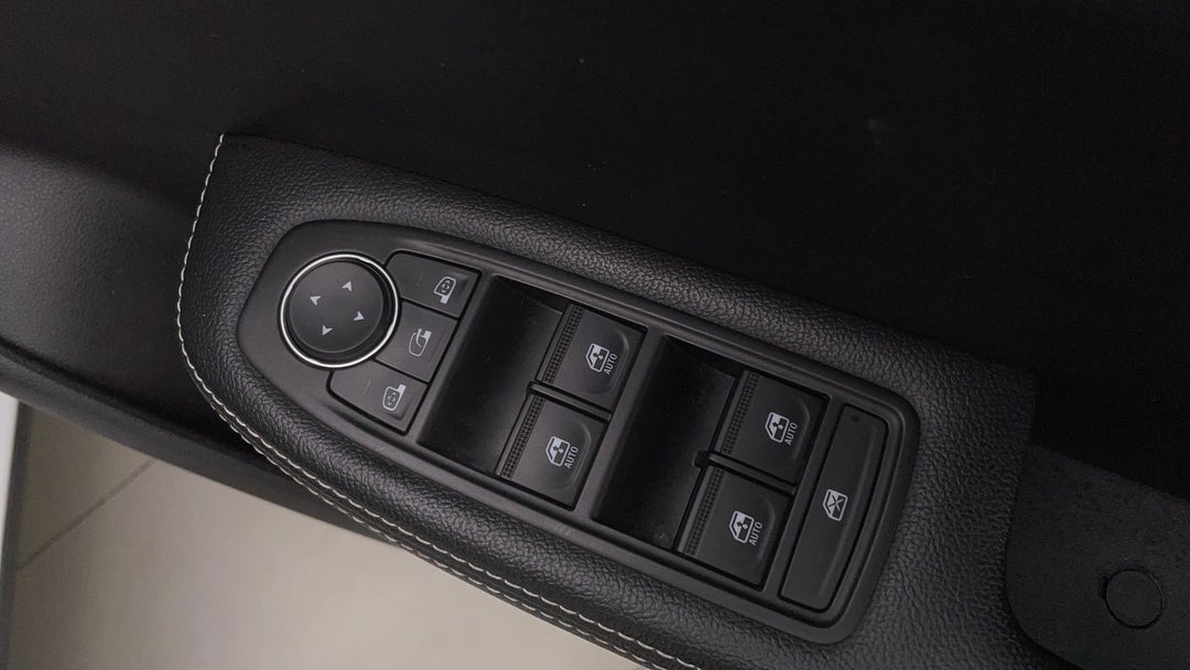 2023 Renault Arkana Zen, Automatic, 56851 km, Drivers Side Door Panel Controls