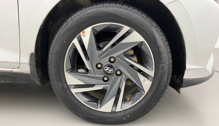 2021 Hyundai NEW I20 ASTA (O) 1.5 CRDI MT, Diesel, Manual, 29,393 km, Right Front Wheel