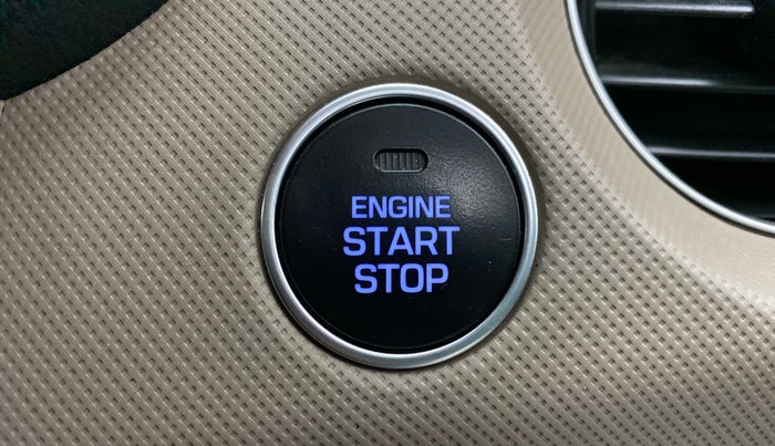 2017 Hyundai Grand i10 ASTA 1.2 KAPPA VTVT, Petrol, Manual, 27,699 km, Keyless Start/ Stop Button
