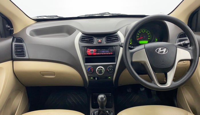 2017 Hyundai Eon ERA PLUS (O), Petrol, Manual, 22,418 km, Dashboard View