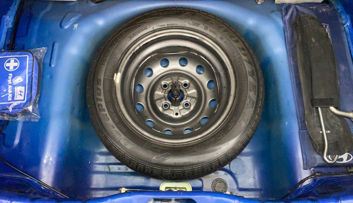 2017 Hyundai Eon ERA PLUS (O), Petrol, Manual, 22,418 km, Spare Tyre