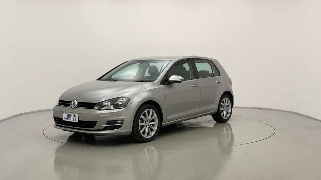 2015 Volkswagen Golf 110 Tsi Highline, Automatic, 131601 km, Left Front Diagonal (45- Degree) View