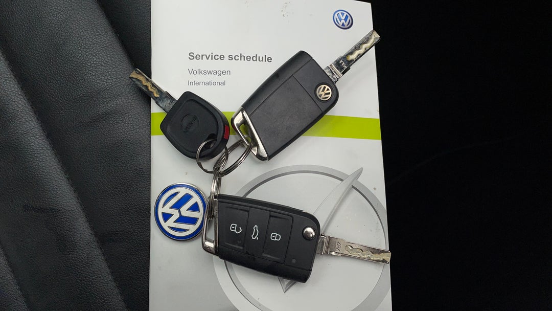 2015 Volkswagen Golf 110 Tsi Highline, Automatic, 131601 km, Key Close-up