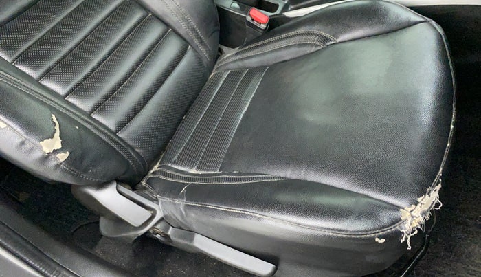 2016 Maruti Baleno ALPHA PETROL 1.2, Petrol, Manual, 53,429 km, Driver seat - Cover slightly torn