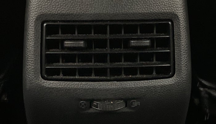 2016 Hyundai Elite i20 SPORTZ 1.2, Petrol, Manual, 27,881 km, Rear AC Vents