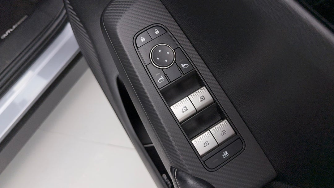 2021 Mitsubishi Outlander Es 7 Seat (AWD), Automatic, 38320 km, Drivers Side Door Panel Controls