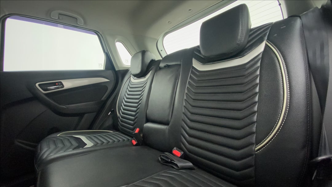 Right Side Rear Door Cabin
