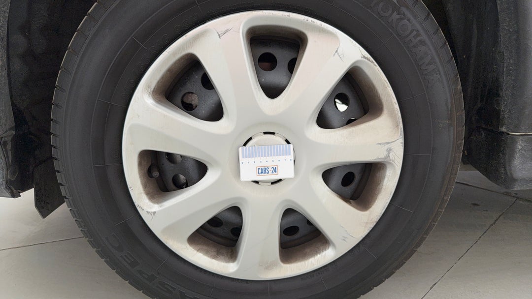 Wheels Hubcap Front LHS Gutter Rash