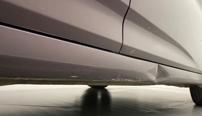 2012 Hyundai Verna FLUIDIC 1.6 CRDI SX AT, Diesel, Automatic, 78,769 km, Right running board - Minor scratches