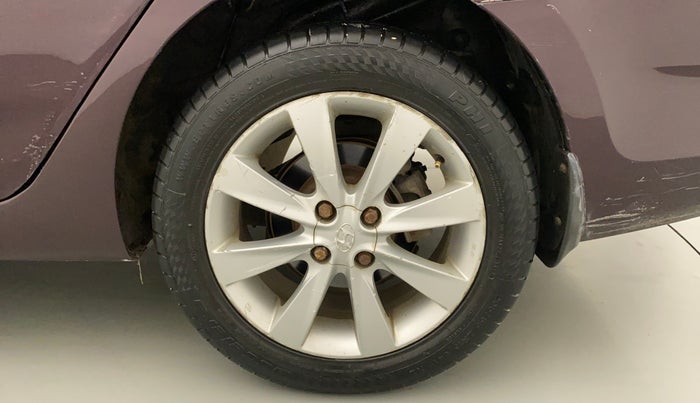 2012 Hyundai Verna FLUIDIC 1.6 CRDI SX AT, Diesel, Automatic, 78,769 km, Left Rear Wheel