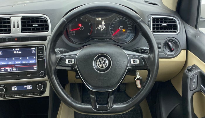 2017 Volkswagen Ameo HIGHLINE1.2L PLUS 16 ALLOY, Petrol, Manual, 33,204 km, Steering Wheel Close Up
