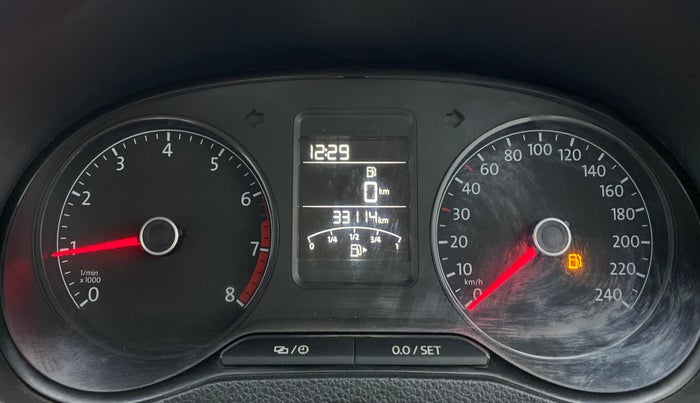 2017 Volkswagen Ameo HIGHLINE1.2L PLUS 16 ALLOY, Petrol, Manual, 33,204 km, Odometer Image