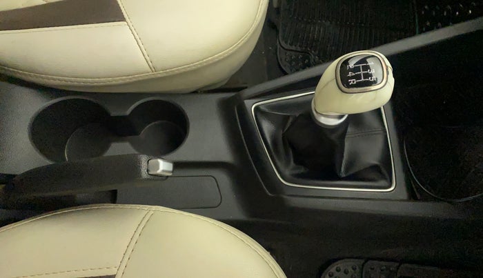 2016 Hyundai Elite i20 ASTA 1.2, Petrol, Manual, 62,056 km, Gear Lever