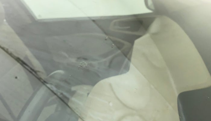 2016 Hyundai Elite i20 ASTA 1.2, Petrol, Manual, 62,056 km, Front windshield - Minor spot on windshield