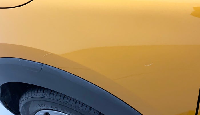 2022 Renault TRIBER RXZ, Petrol, Manual, 17,964 km, Left fender - Minor scratches