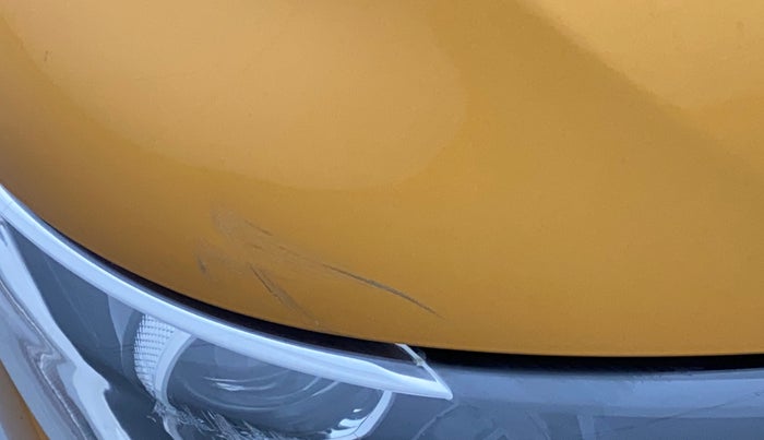 2022 Renault TRIBER RXZ, Petrol, Manual, 17,964 km, Bonnet (hood) - Minor scratches