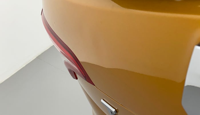 2022 Renault TRIBER RXZ, Petrol, Manual, 17,964 km, Dicky (Boot door) - Slightly dented