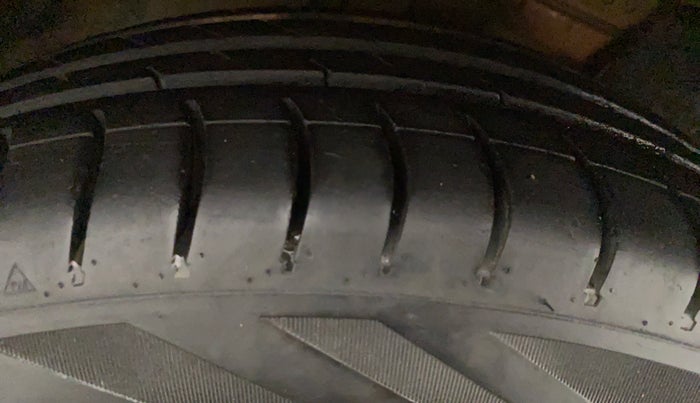 2018 Datsun Go T (O), Petrol, Manual, 60,853 km, Right Rear Tyre Tread