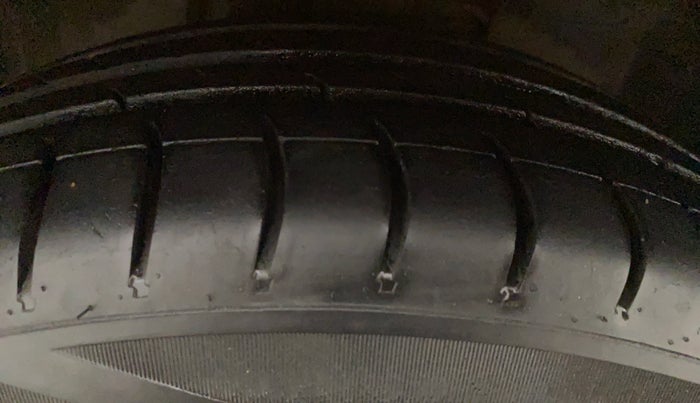 2018 Datsun Go T (O), Petrol, Manual, 60,853 km, Right Front Tyre Tread