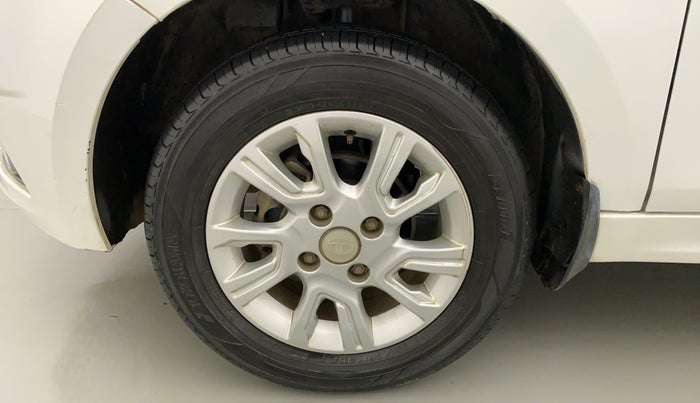 2018 Tata Tiago XZ PETROL, Petrol, Manual, 59,607 km, Left Front Wheel