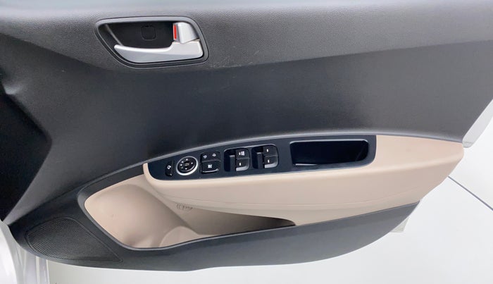 2016 Hyundai Grand i10 SPORTZ 1.2 KAPPA VTVT, Petrol, Manual, 24,095 km, Driver Side Door Panels Control