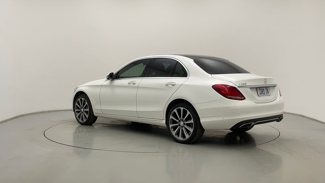 Left Back Diagonal (45- Degree) View