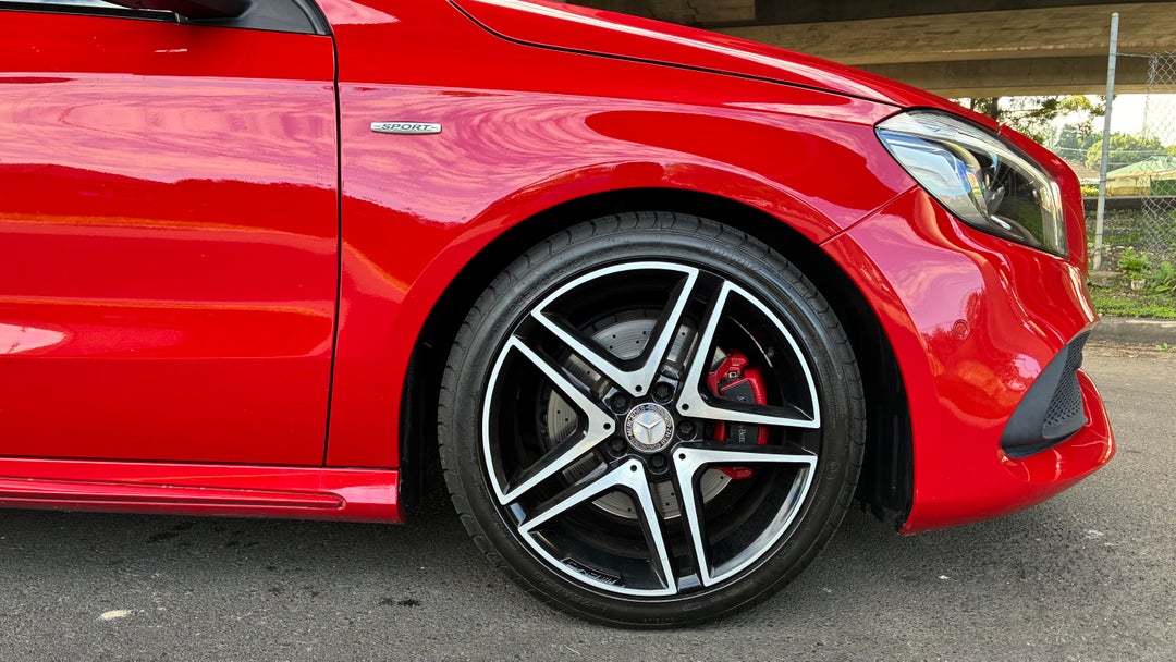 2017 Mercedes-benz A250 Sport 4matic, Automatic, 92922 km, Right Front Wheel