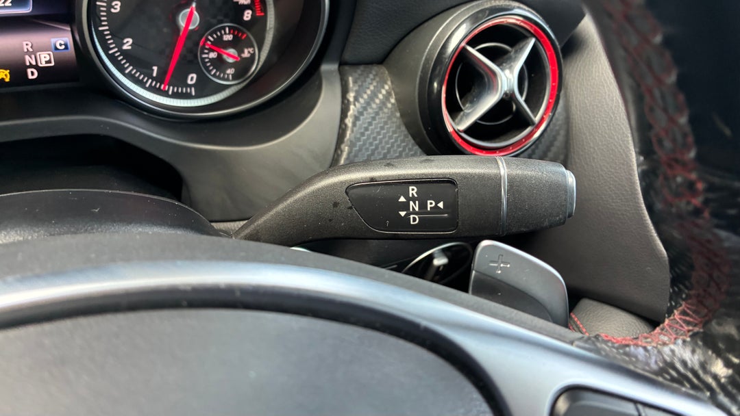 2017 Mercedes-benz A250 Sport 4matic, Automatic, 92922 km, Gear Lever 