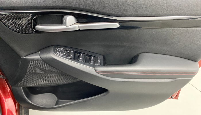 2019 KIA SELTOS GTX 1.4 GDI AT PETROL, Petrol, Automatic, 30,513 km, Driver Side Door Panels Control