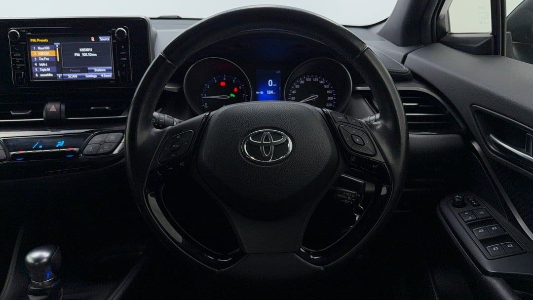 2017 Toyota C-HR (2wd), Automatic, 102501 km, Steering Wheel Close-up