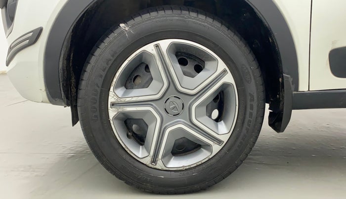 2018 Tata NEXON XM DIESEL, Diesel, Manual, 37,384 km, Left Front Wheel
