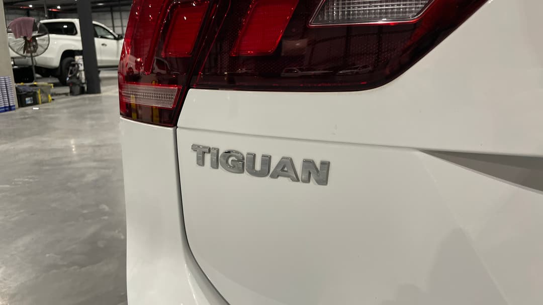 2018 Volkswagen Tiguan 110 Tsi Comfortline, Automatic, 78867 km, Badge (Boot Left Side)