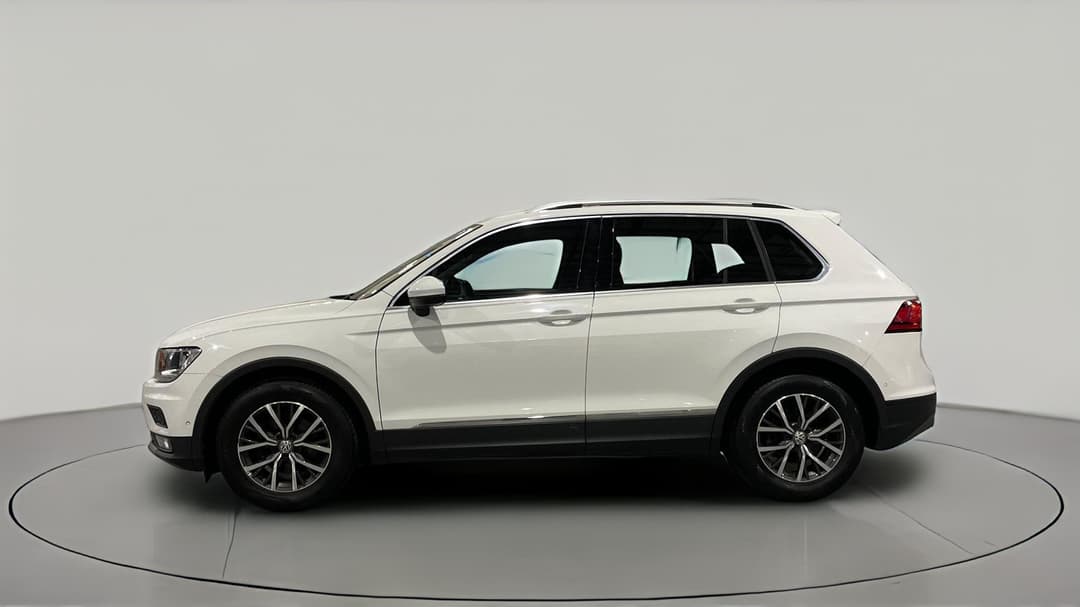 2018 Volkswagen Tiguan 110 Tsi Comfortline, Automatic, 78867 km, Left Side View